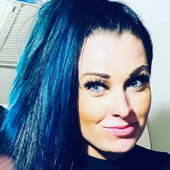 Meet your Posher, Clair - Picture 4 of 10